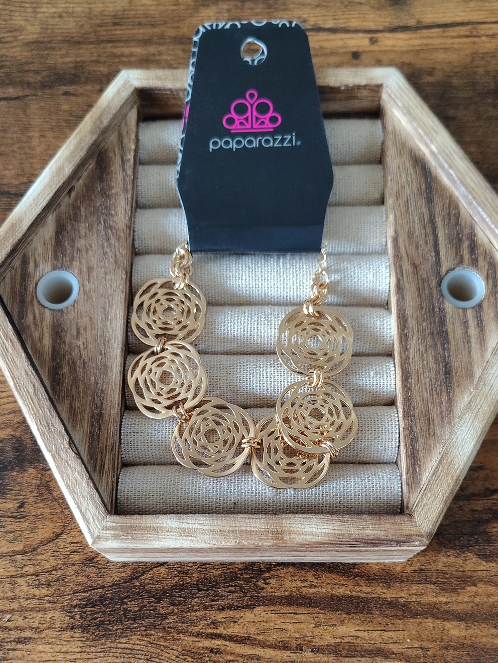 Paparazzi Gold Floral Filigree Bracelet